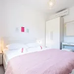 Niki 2 *