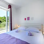 Niki 2 Apartment