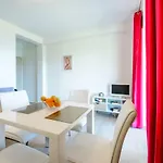 Niki 2 Apartment