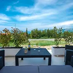 Apartament Niki 2 *