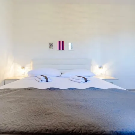 Apartment Niki 2 *