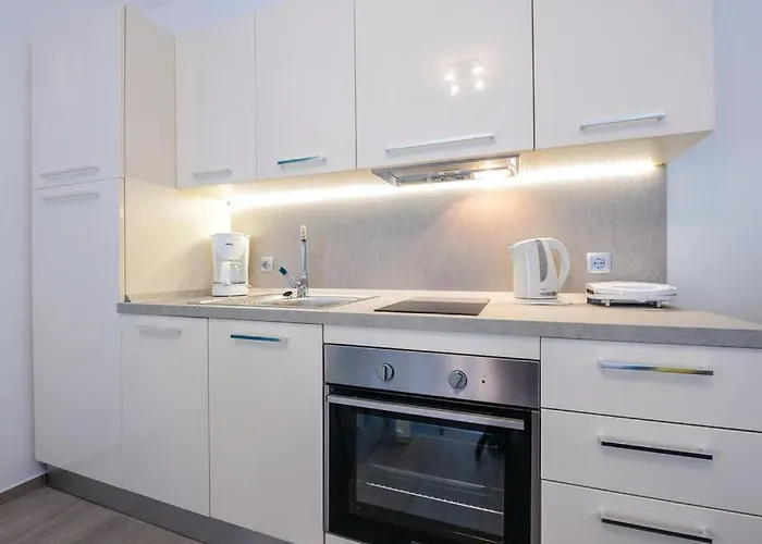 Niki 2 Apartment