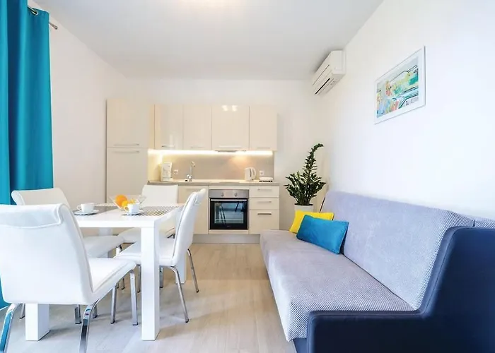 Niki 2 Apartment *