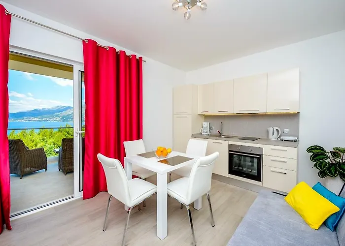 Niki 2 * 察夫塔特